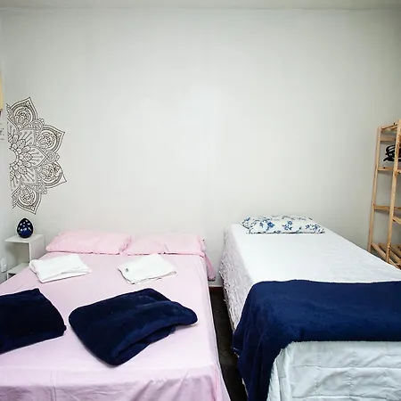 Espaço Sideral - Quartos com ar-condicionado, 5min Estádio Maracanã, 8min UERJ, shopping, 12min metrô, wi-fi 300mbp, ampla área comum com cozinha - prático e confortável-2